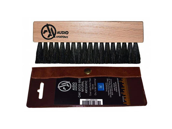 Oak Wood Brush w/ Antistatic Goat and Nylon Fibers